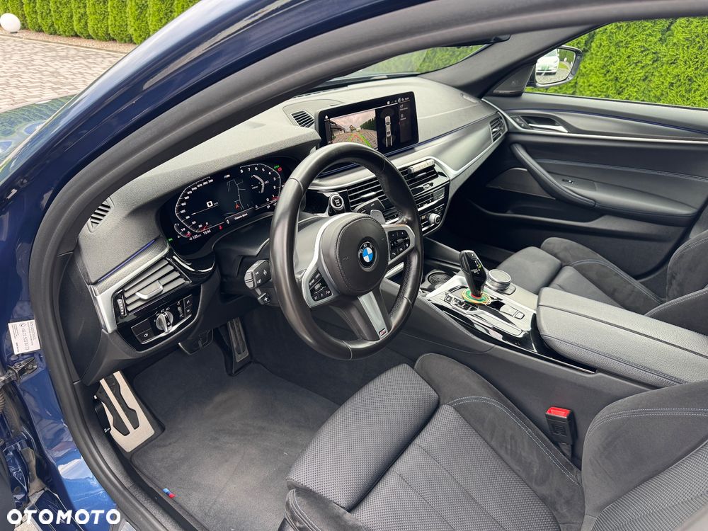 BMW Seria 5 540i xDrive mHEV M Sport sport - 10