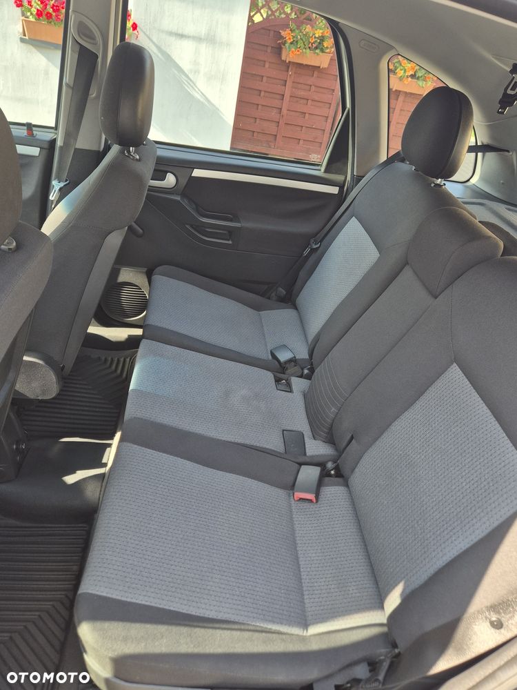 Opel Meriva - 7