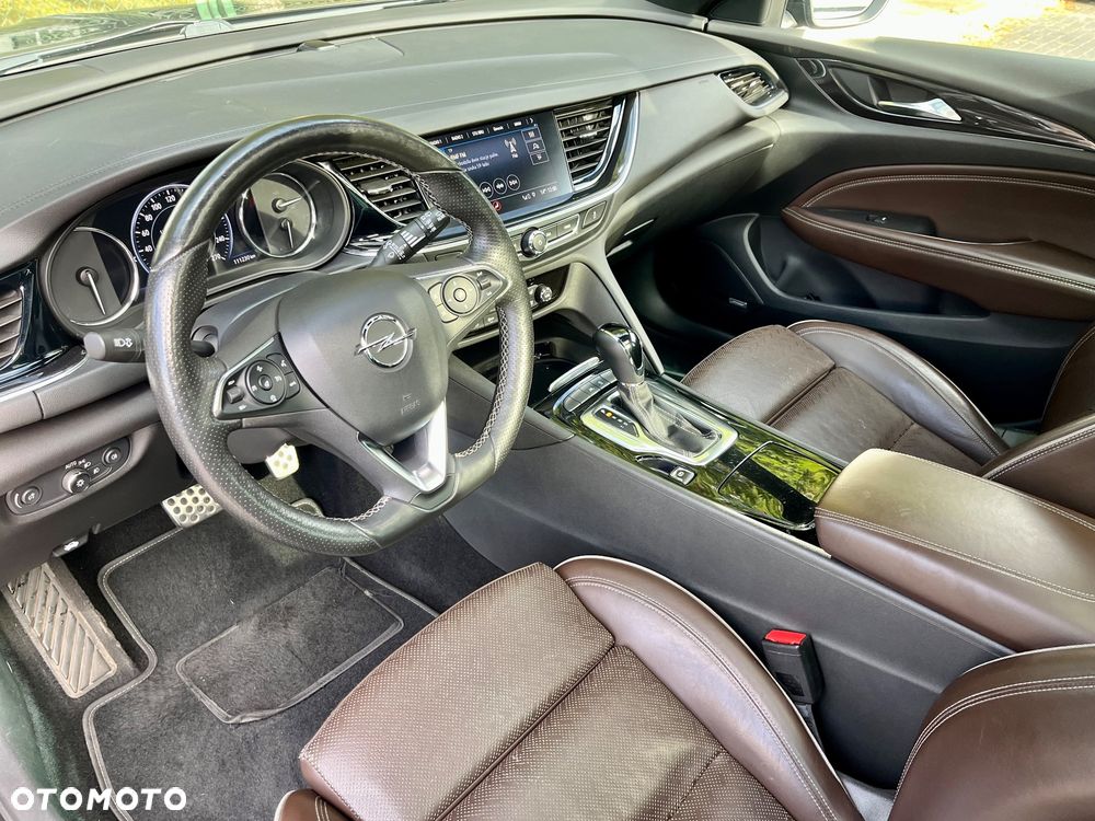 Opel Insignia - 21