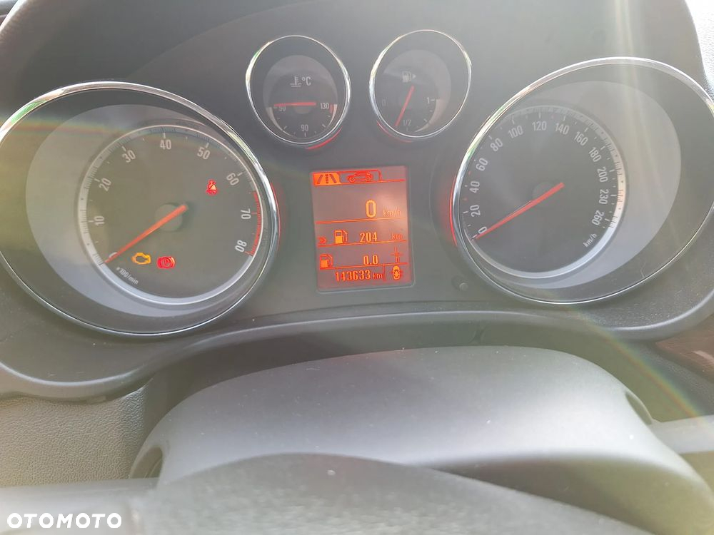 Opel Insignia 2.0 T Cosmo - 16