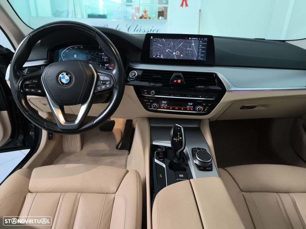 BMW 520 d Line Luxury Auto - 23