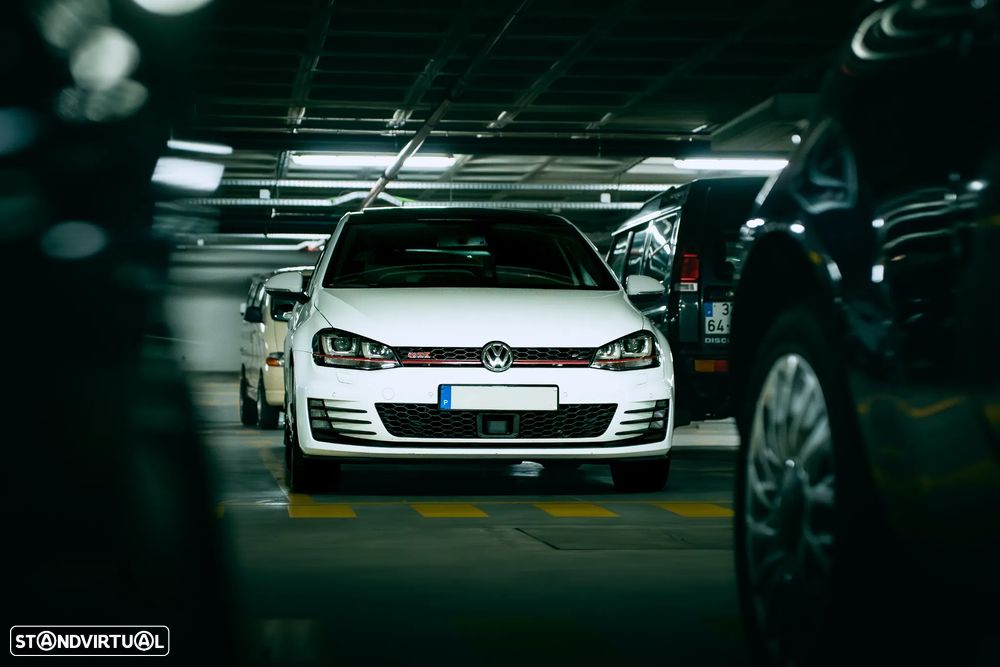 VW Golf 2.0 TSi GTi DSG Performance - 2