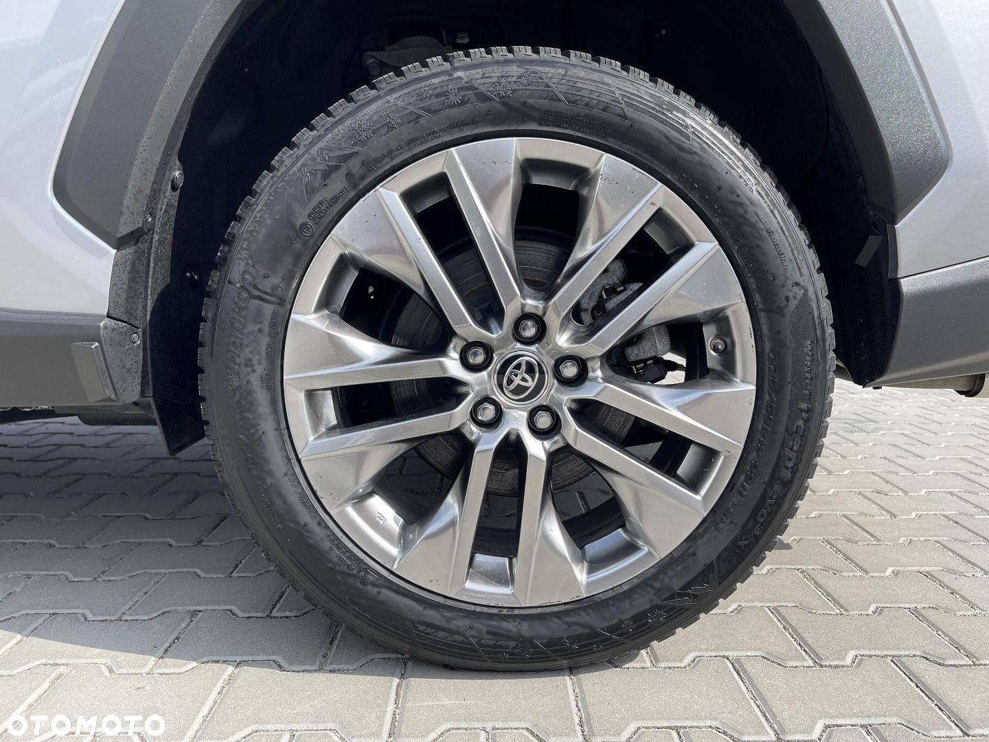 Toyota RAV4 - 26