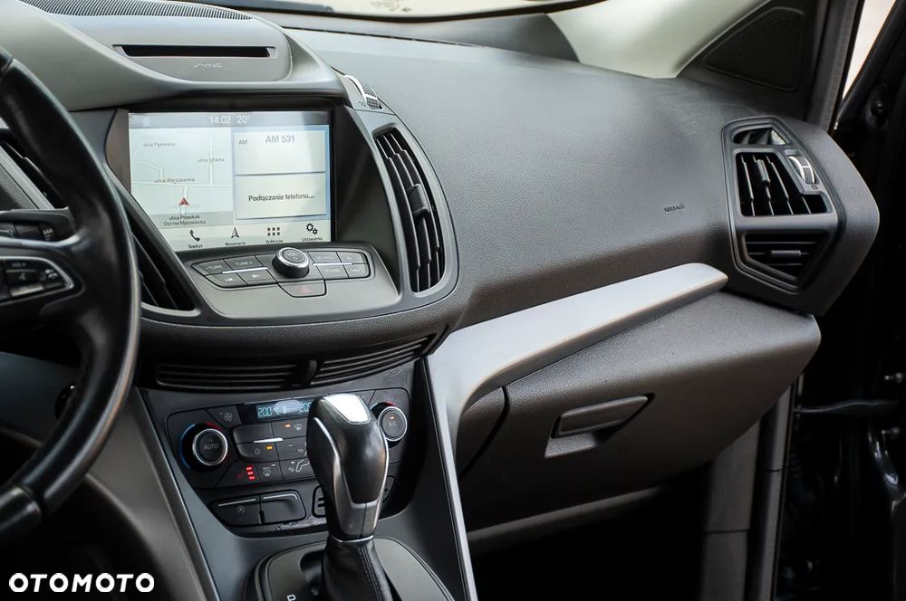Ford Kuga 1.5 EcoBoost 4WD Titanium - 24