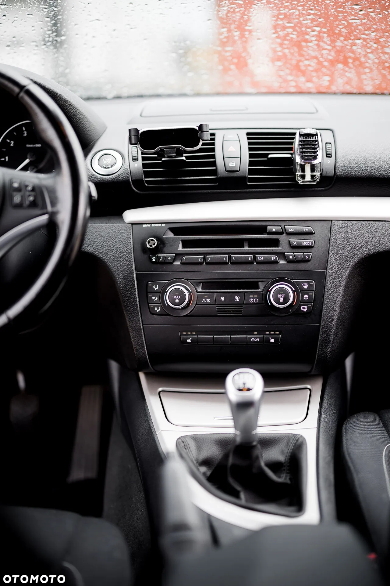 BMW Seria 1 118i - 19
