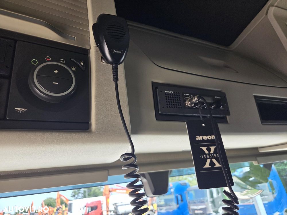 Volvo FH500, euro 6, 2020, 506.819km, cutie automata, 2 rezervoare TOTAL 1.015l, frigider, Aer cond stationare, anv BALON punte fata 90% ok, spoilere cabina, motor 12,7l, rulat doar in GERMANIA, posibilitate leasing 4 ani, PROMOTIE 47.900 EUR+Tva - 37
