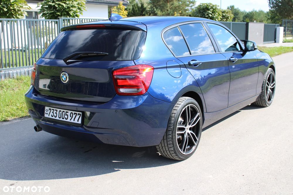 BMW Seria 1 120d Sport Line - 7