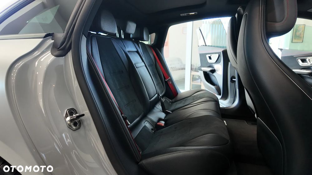Mercedes-Benz EQE AMG 43 4Matic AMG Premium - 25