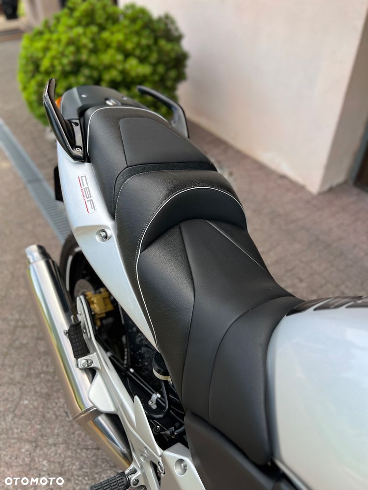 Honda CBF - 3