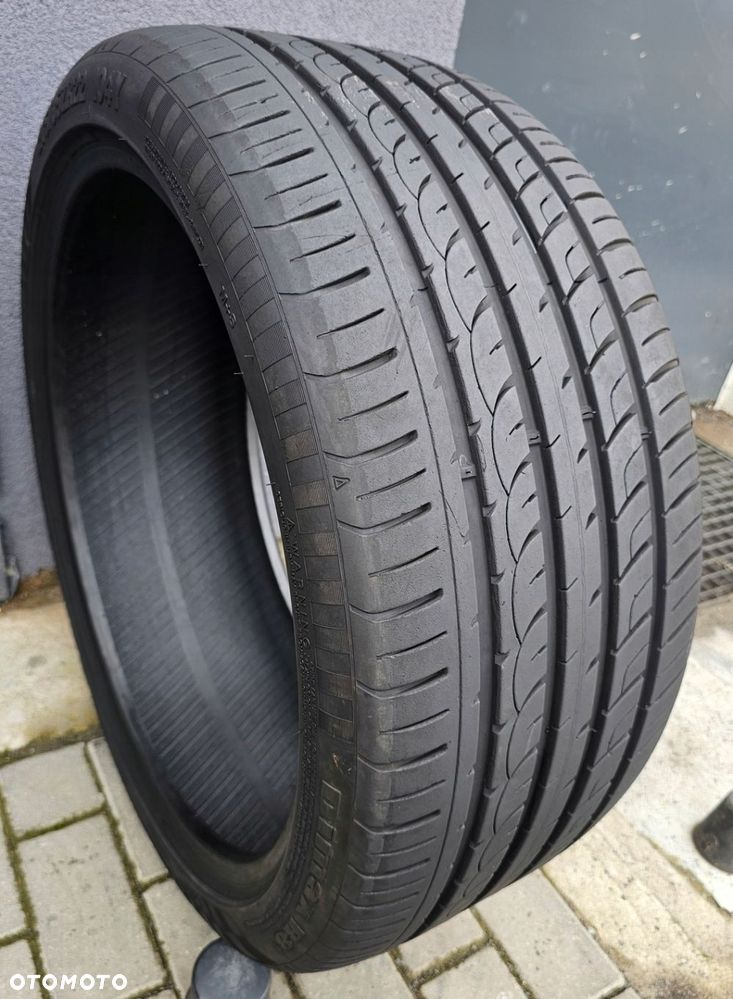 Radar Dimax R8 275/35R22 104 Y