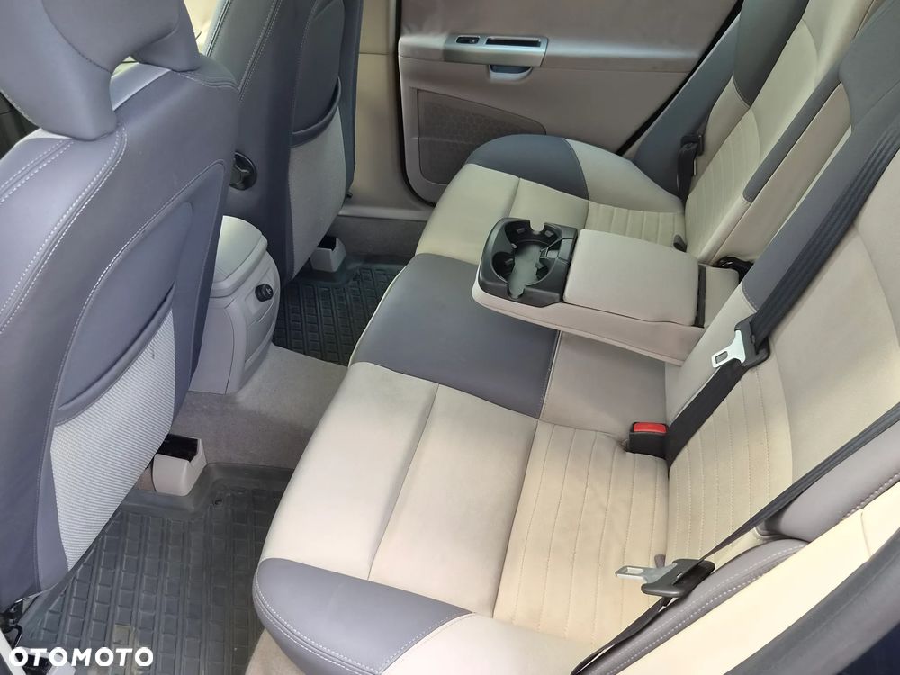 Volvo V50 1.8 Summum - 16