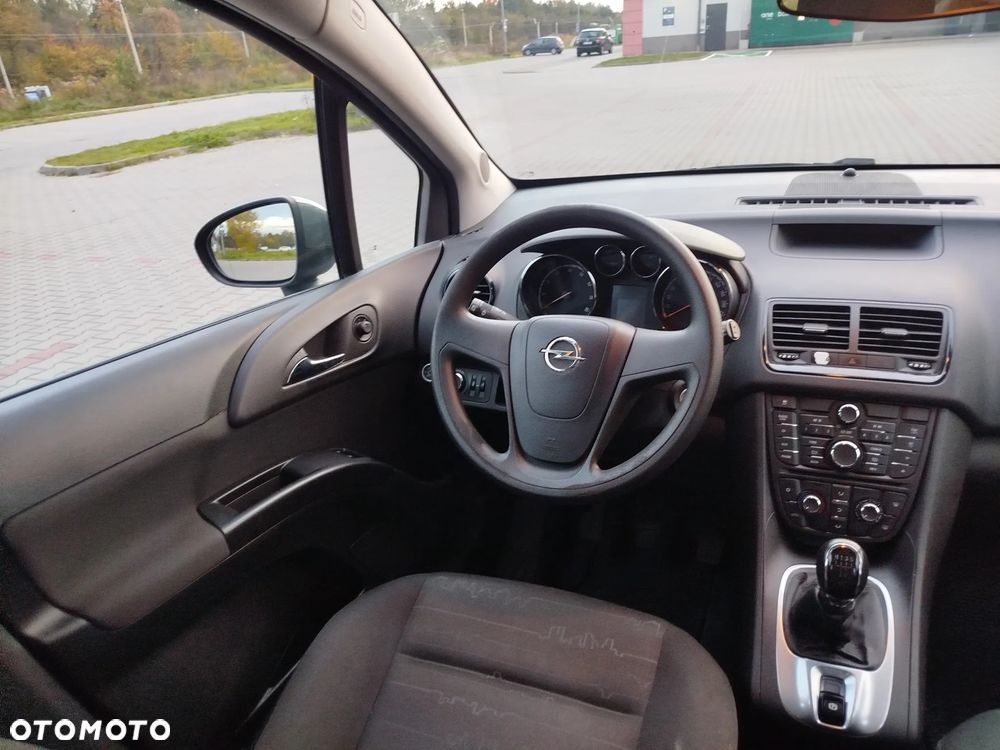Opel Meriva - 24