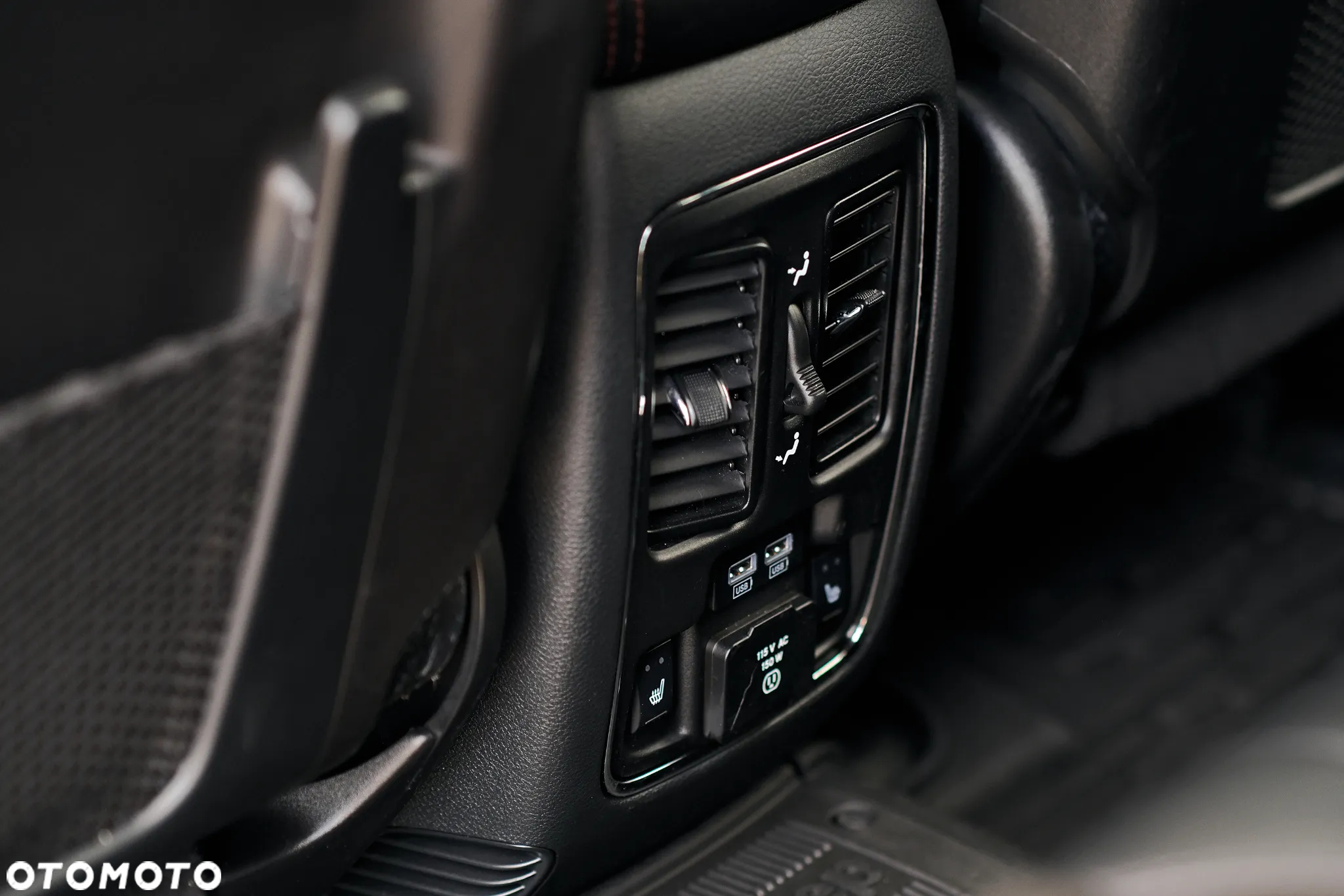 Jeep Grand Cherokee - 20