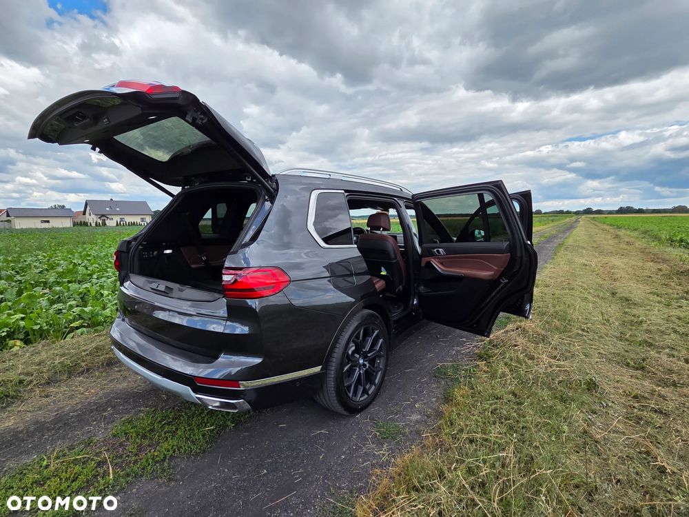 BMW X7 xDrive40d mHEV - 4