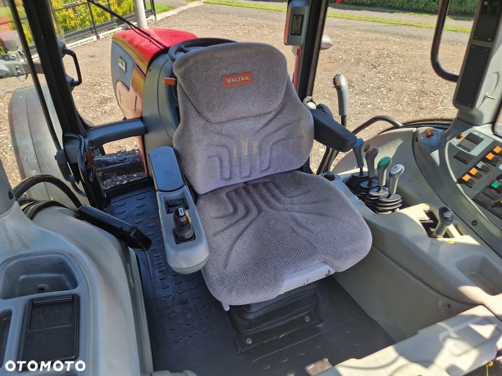 Valtra T151 HiTech - 14