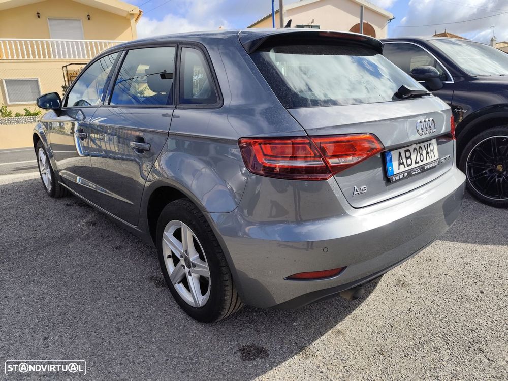 Audi A3 Sportback 30 TDI Design - 6