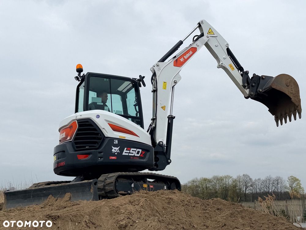 Bobcat Minikoparka Bobcat e50Z 5ton e55 e60 Cat 303.5 304  305 3xłyżki Ramię LOONG dodatkowe linie hydr wyjścia AUX1 + 2 przeciw waga MAX-dociążenie gąsienice 85% od nowości 1 właściciel z Niemiec Auto IDLEE po serwisie Widły wiertnica grabie i inne za dopłatą Szybkozłącze hydr Miller łyżka przedsiębierna Pług  Kubota Takeuchi Jcb - 4