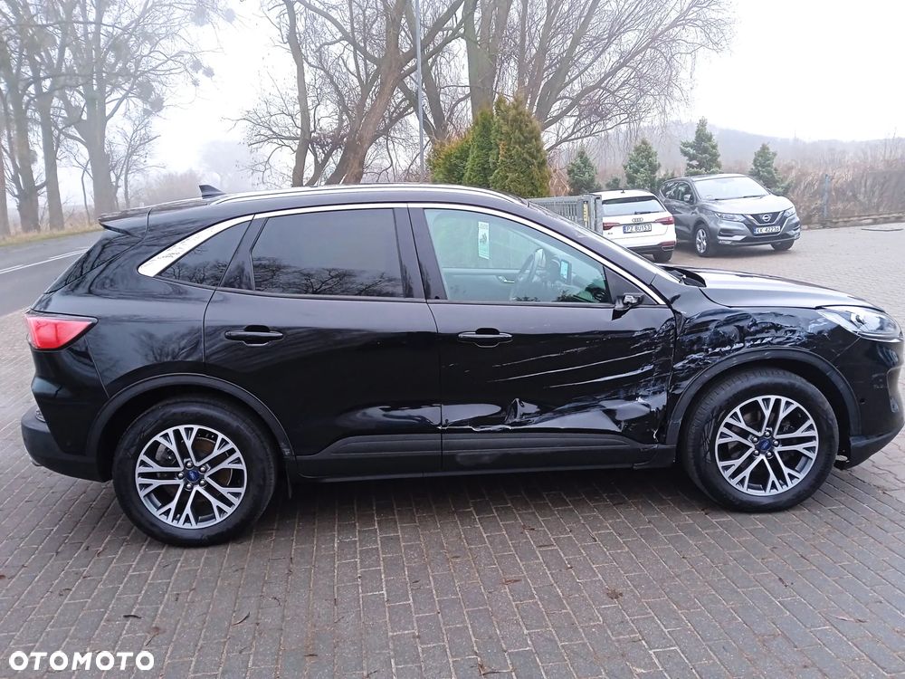 Ford Kuga 2.0 EcoBlue 4x4 TITANIUM X - 11