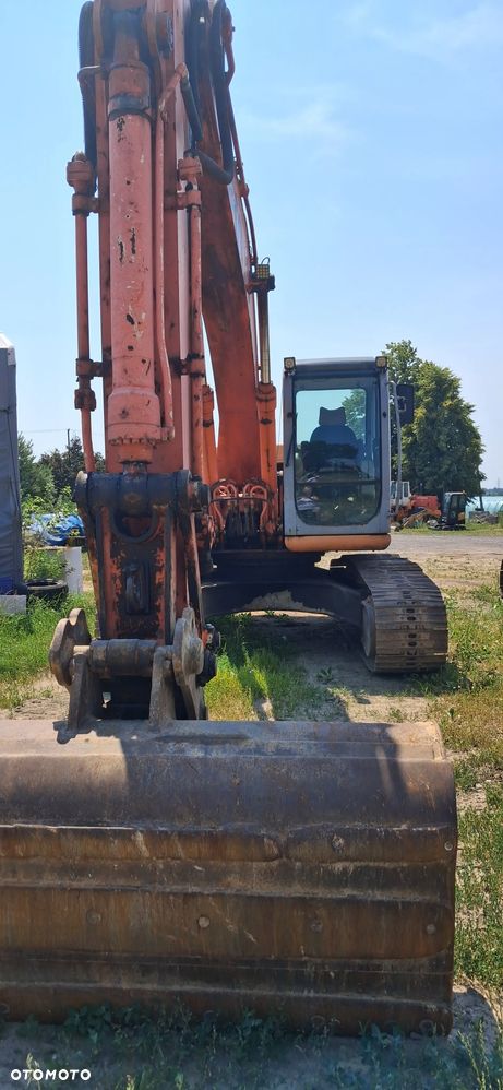 Kobelco e215 - 1