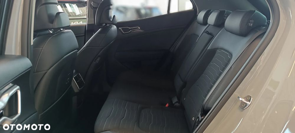 Kia Sportage 1.6 T-GDI HEV L 2WD - 13