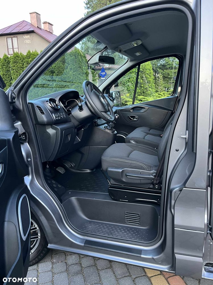 Opel Vivaro - 15