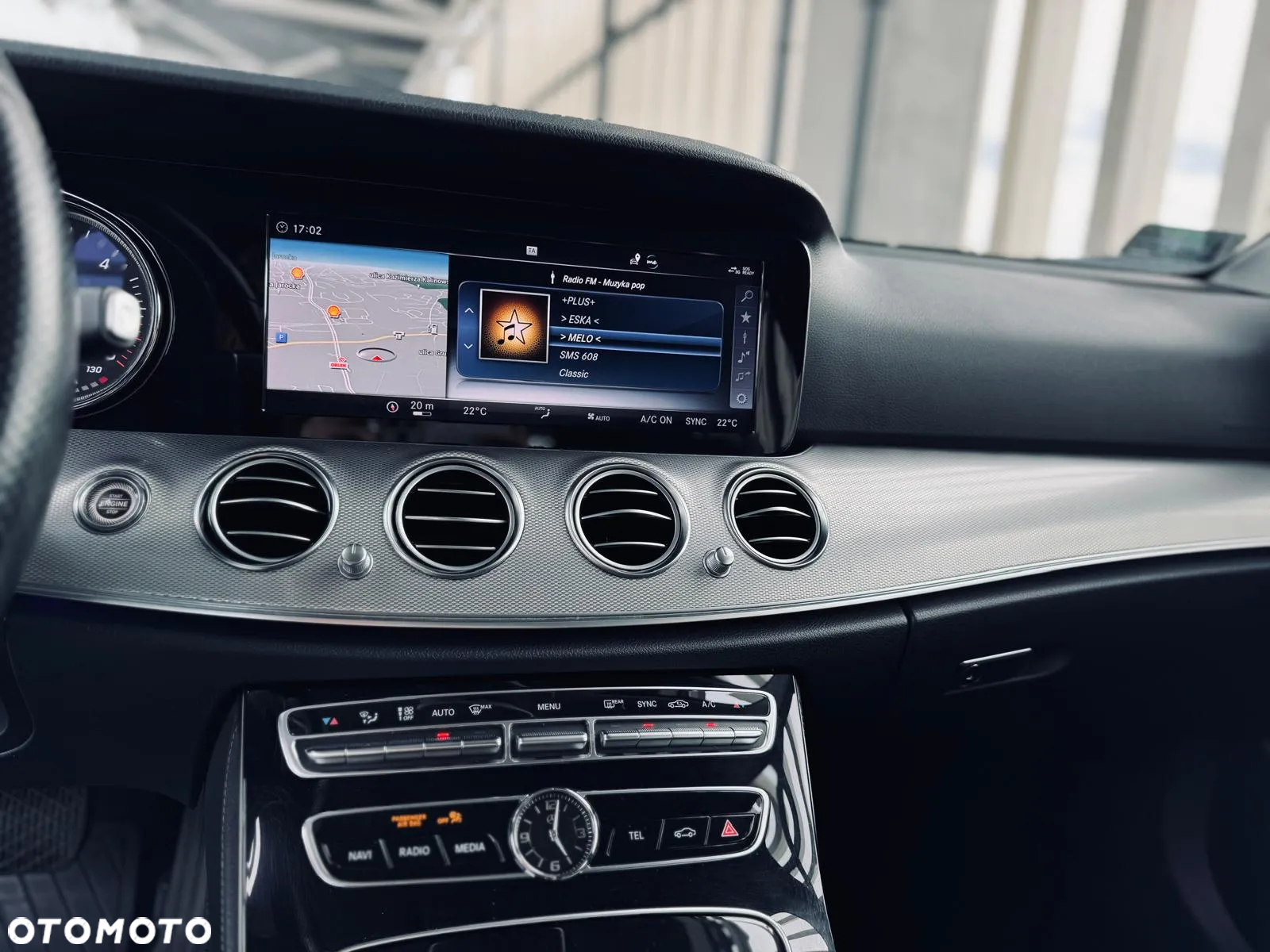 Mercedes-Benz Klasa E 220 d T 9G-TRONIC Avantgarde - 24