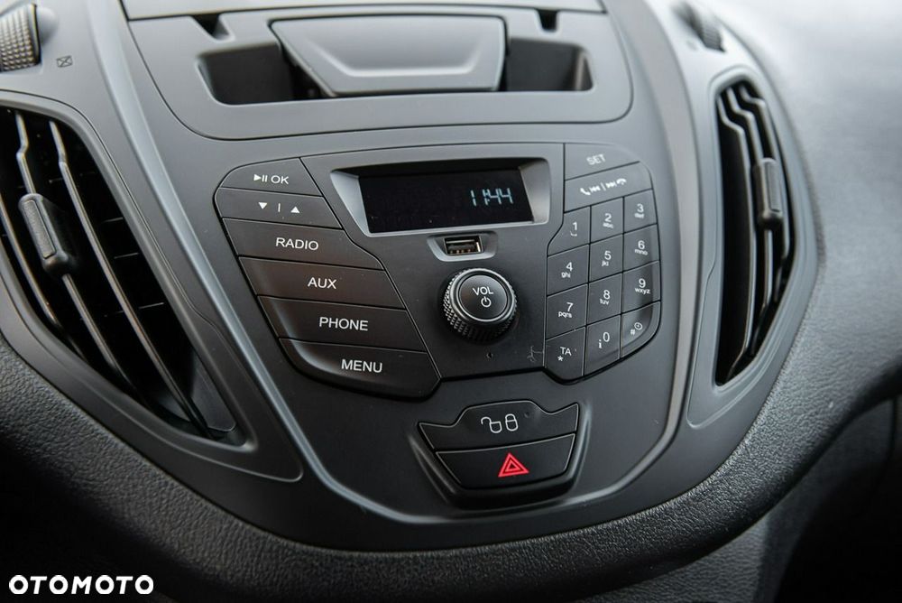 Ford Tourneo Courier - 19
