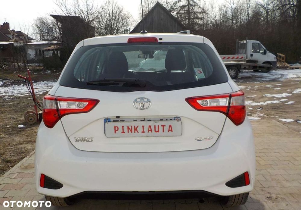 Toyota Yaris - 14