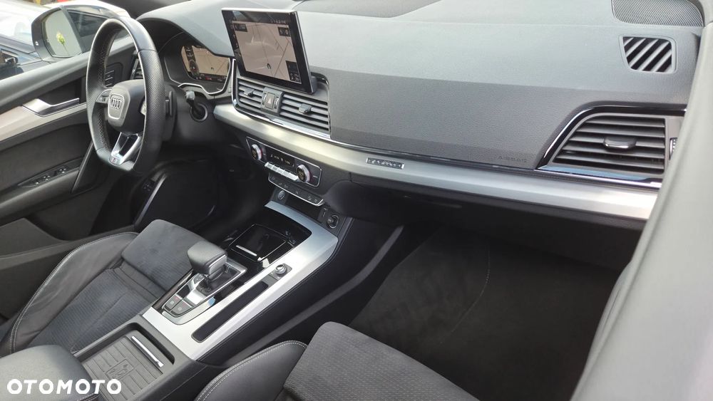 Audi Q5 55 TFSIe quattro S tronic S line - 17