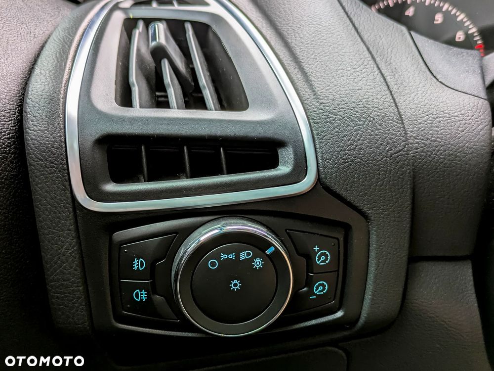 Ford Focus - 15