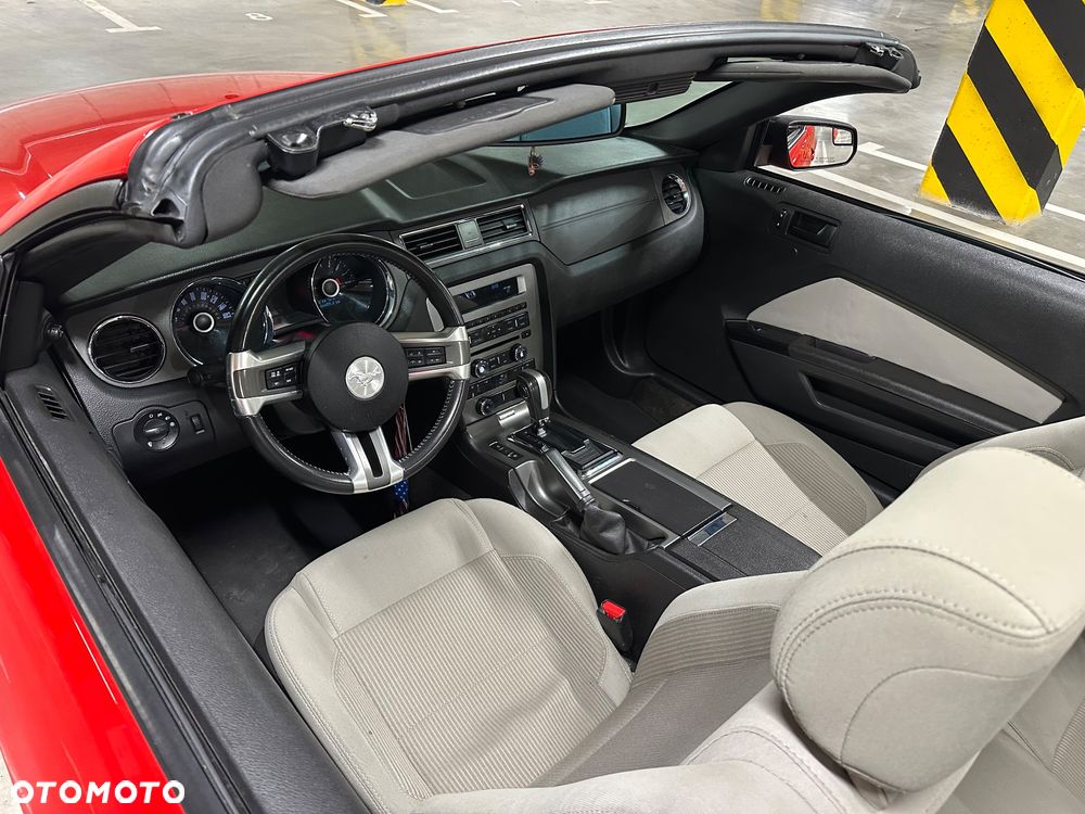 Ford Mustang 3.7 V6 - 13