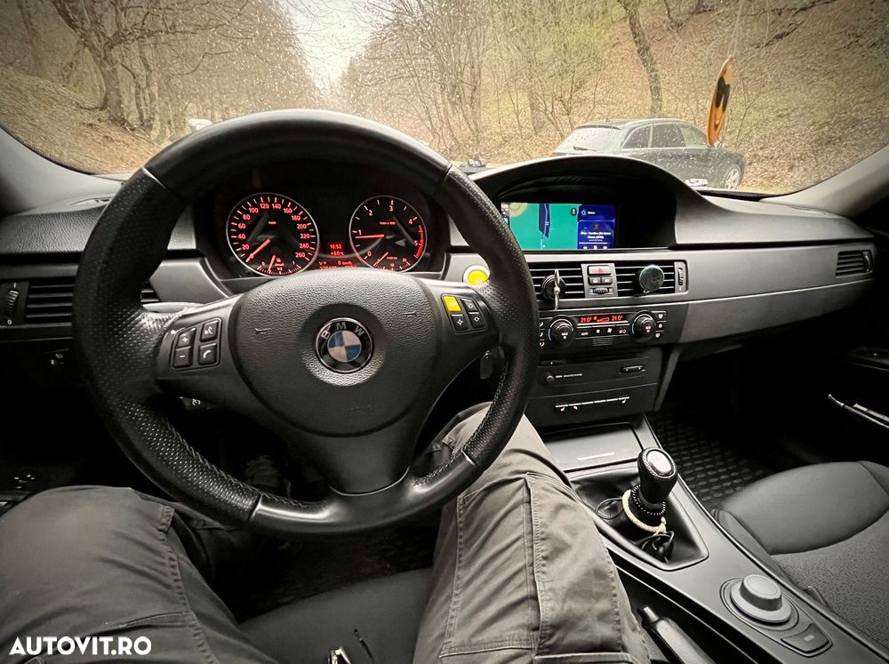 BMW Seria 3 318d DPF - 9