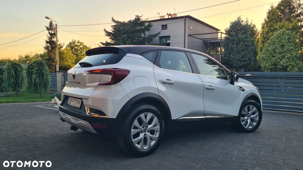 Renault Captur 1.3 TCe Intens EDC - 4