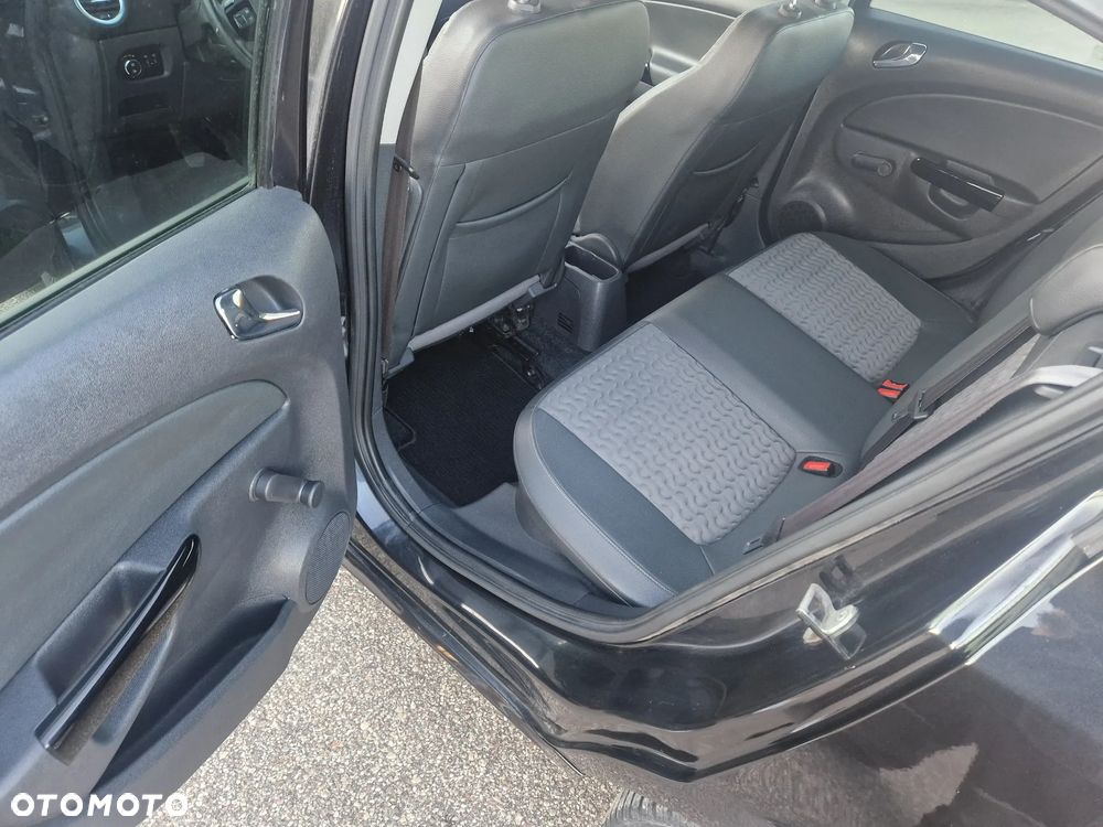 Opel Insignia - 13