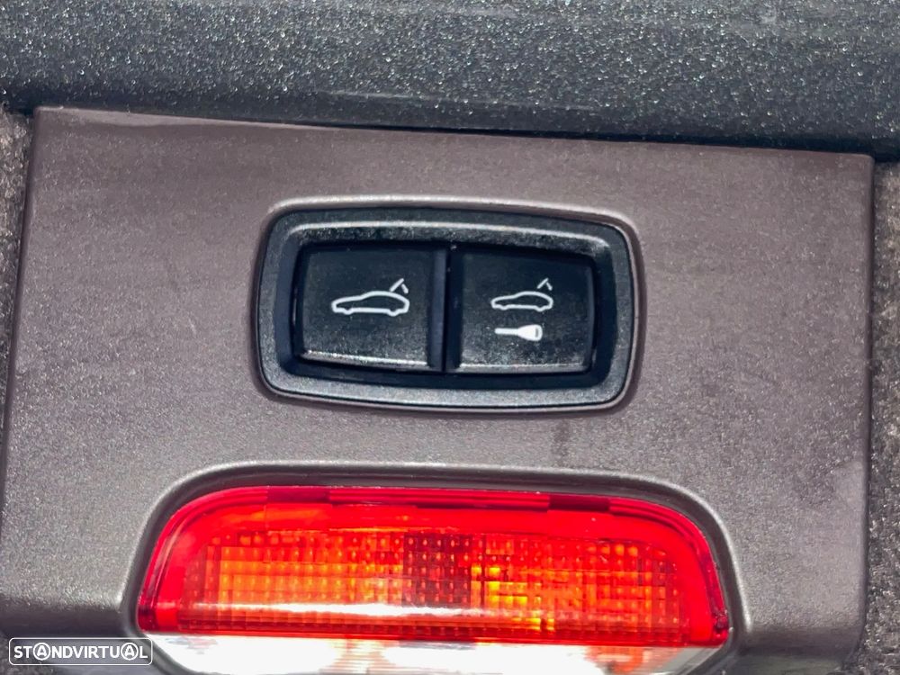Porsche Cayenne Turbo S Tiptronic S - 26