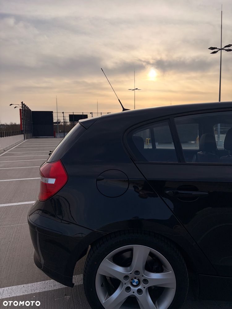 BMW Seria 1 - 12