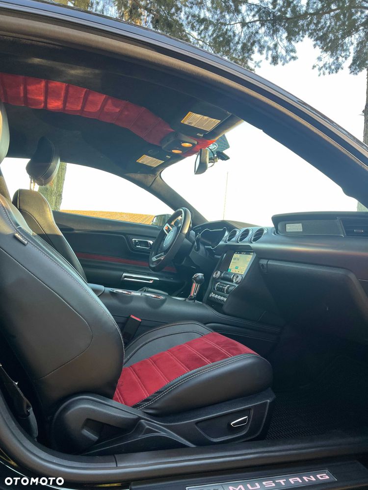 Ford Mustang - 7