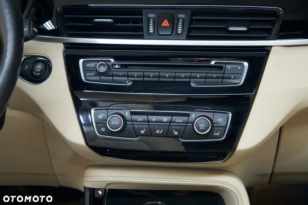 BMW X1 xDrive20i xLine - 6