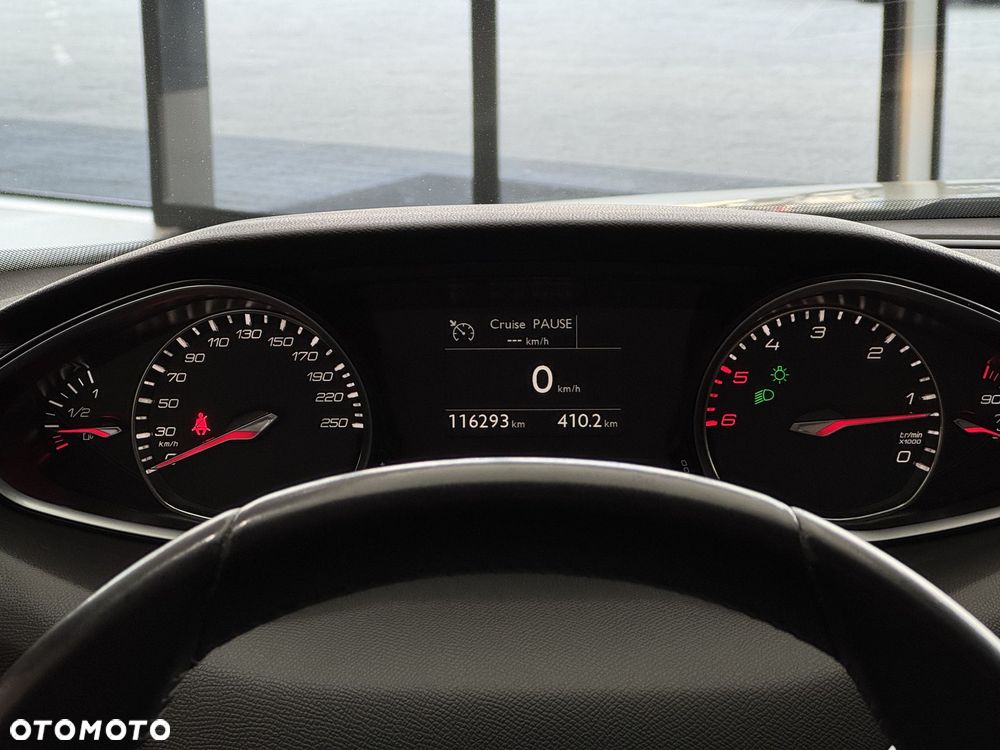 Peugeot 308 - 16
