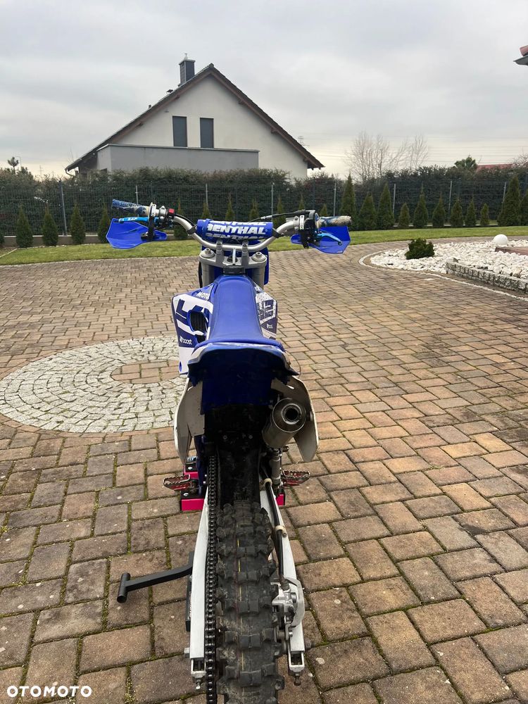 Yamaha YZ - 4