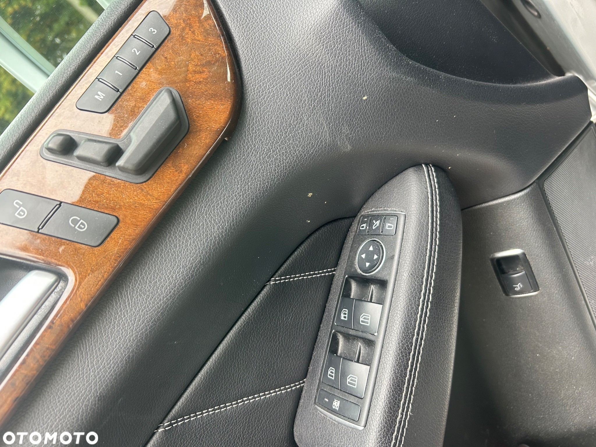 Mercedes-Benz GL 400 4Matic 7G-TRONIC - 16
