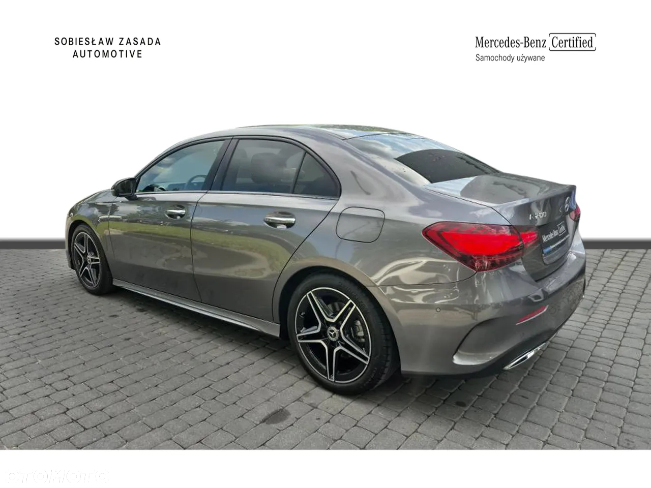 Mercedes-Benz Klasa A 200 AMG Line 7G-DCT - 3