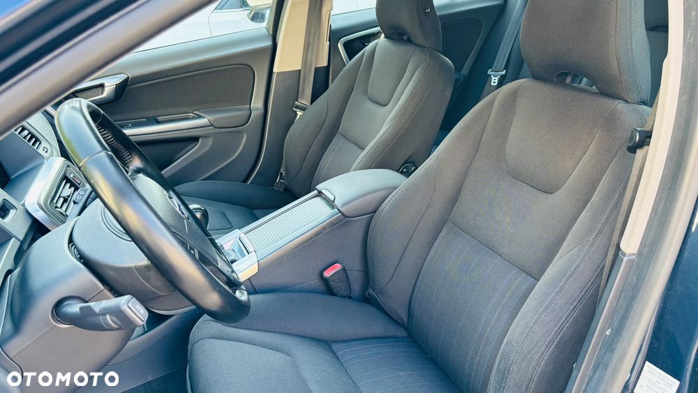 Volvo V60 D2 - 7