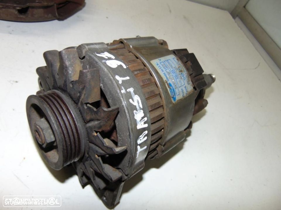 Ford Transit 2.5 modelo 1991 motor antigo - 5