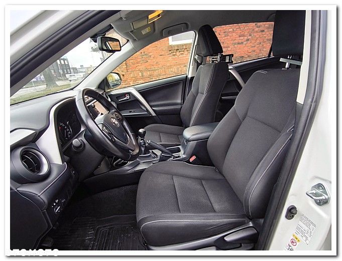 Toyota RAV4 2.0 D-4D 4x2 Start-Stop Executive - 29