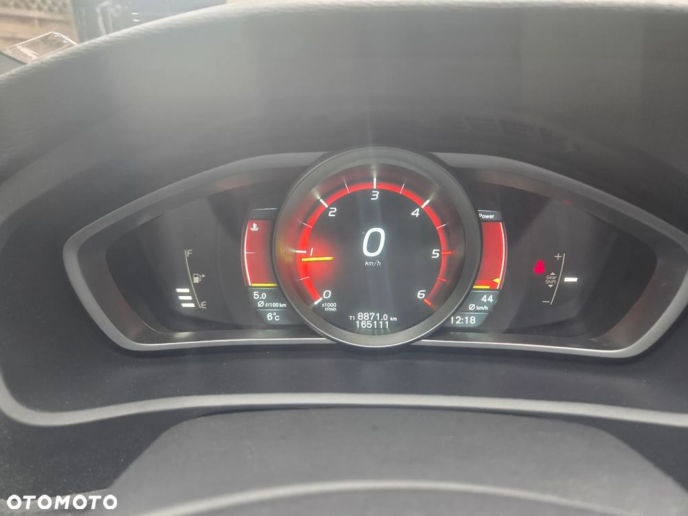 Volvo V40 D2 Ocean Race - 23