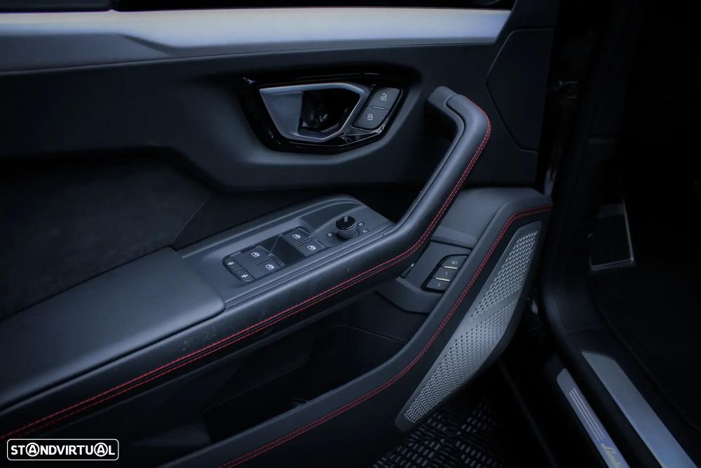 Lamborghini Urus 4.0 V8 - 21