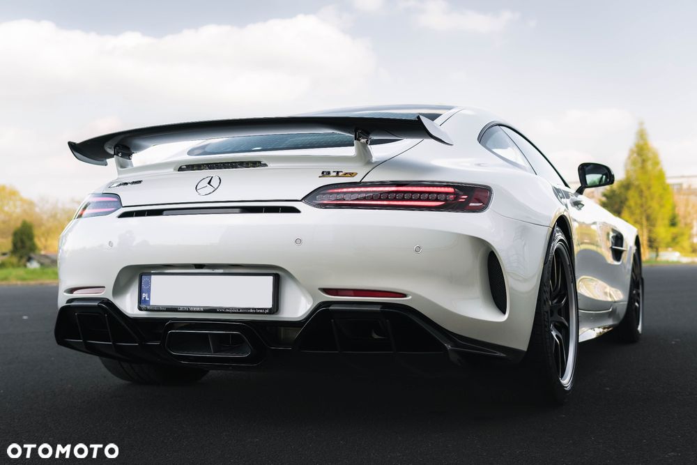 Mercedes-Benz AMG GT - 9