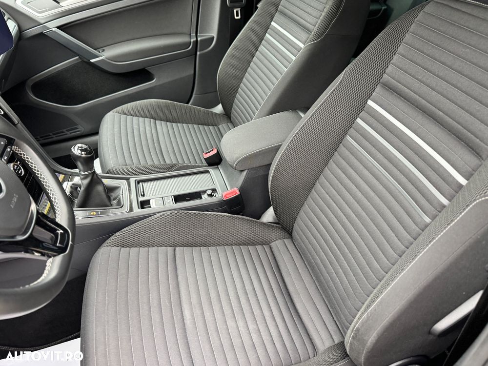 Volkswagen Golf 1.4 TSI BlueMotion Technology Cup - 12