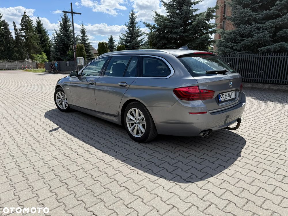 BMW Seria 5 530d xDrive Luxury Line - 18